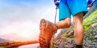 รองเท้าเดินป่า