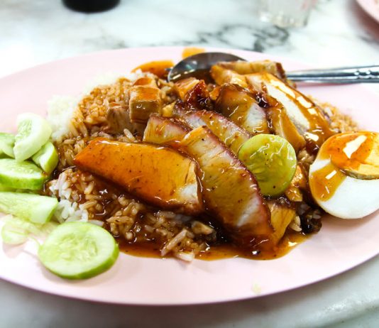 ข้าวหมูแดง..ทำไม่ยากอย่างที่คิด พร้อมสูตรวิธีการทำ ข้าวหมูแดง