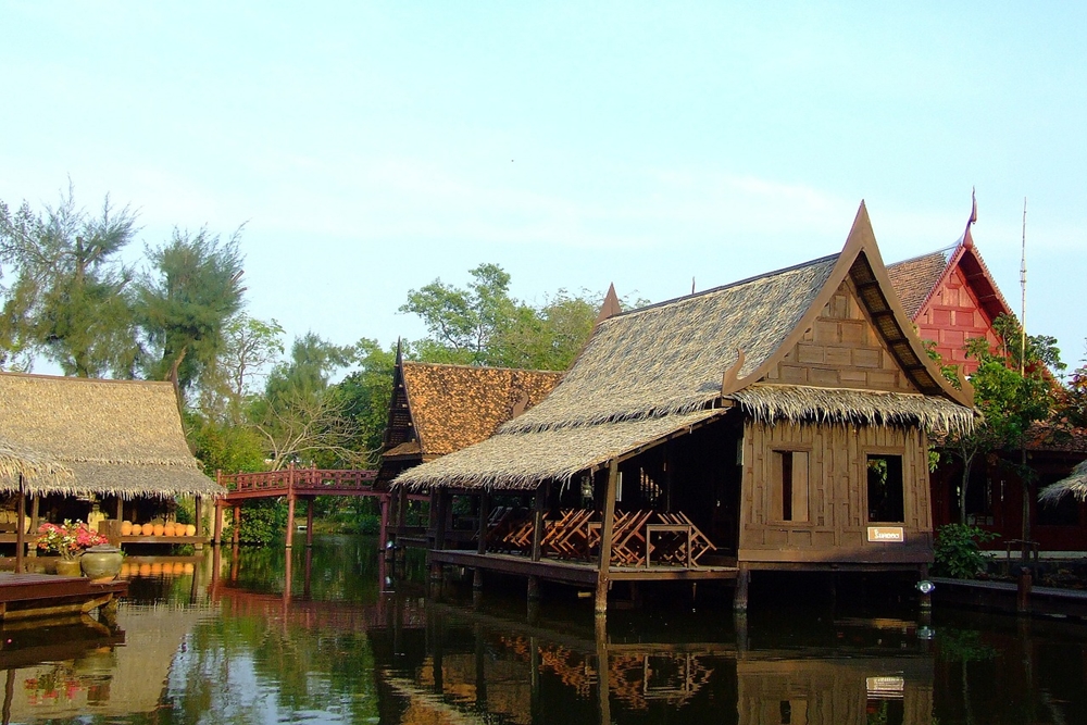 บ้านทรงไทย