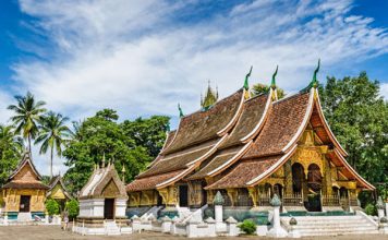 สะบายดีหลวงพระบาง 3 ที่เที่ยวฟินๆ พร้อมบรรยากาศเมืองมรดกโลก วัดเชียงทอง