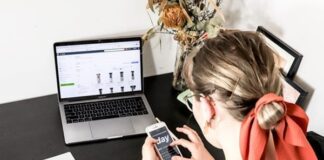 E-Commerce