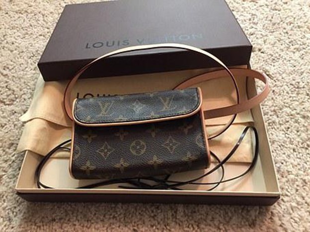 ซื้อกระเป๋า Louis Vuitton